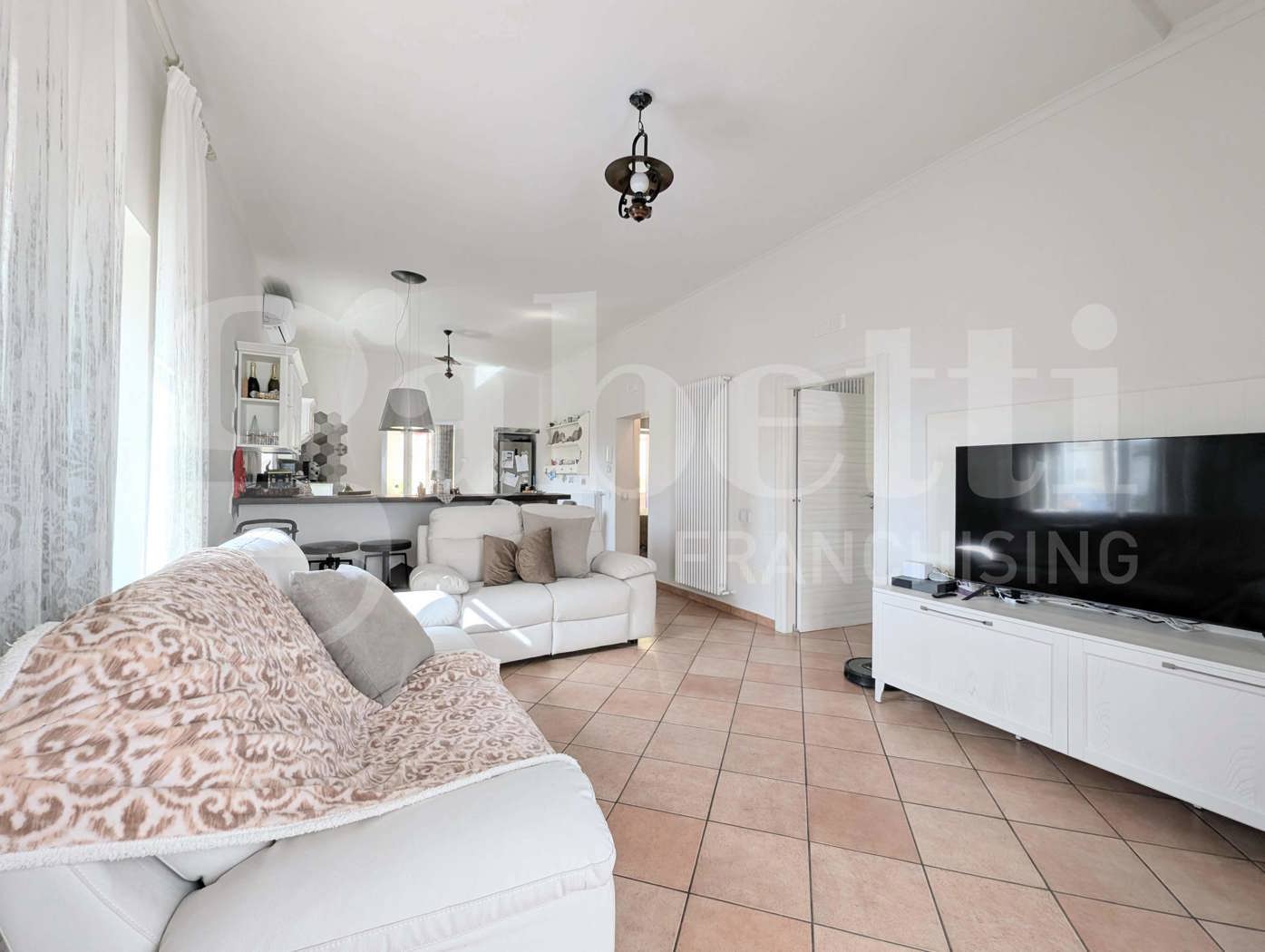 Quadrilocale ristrutturato a Bacoli