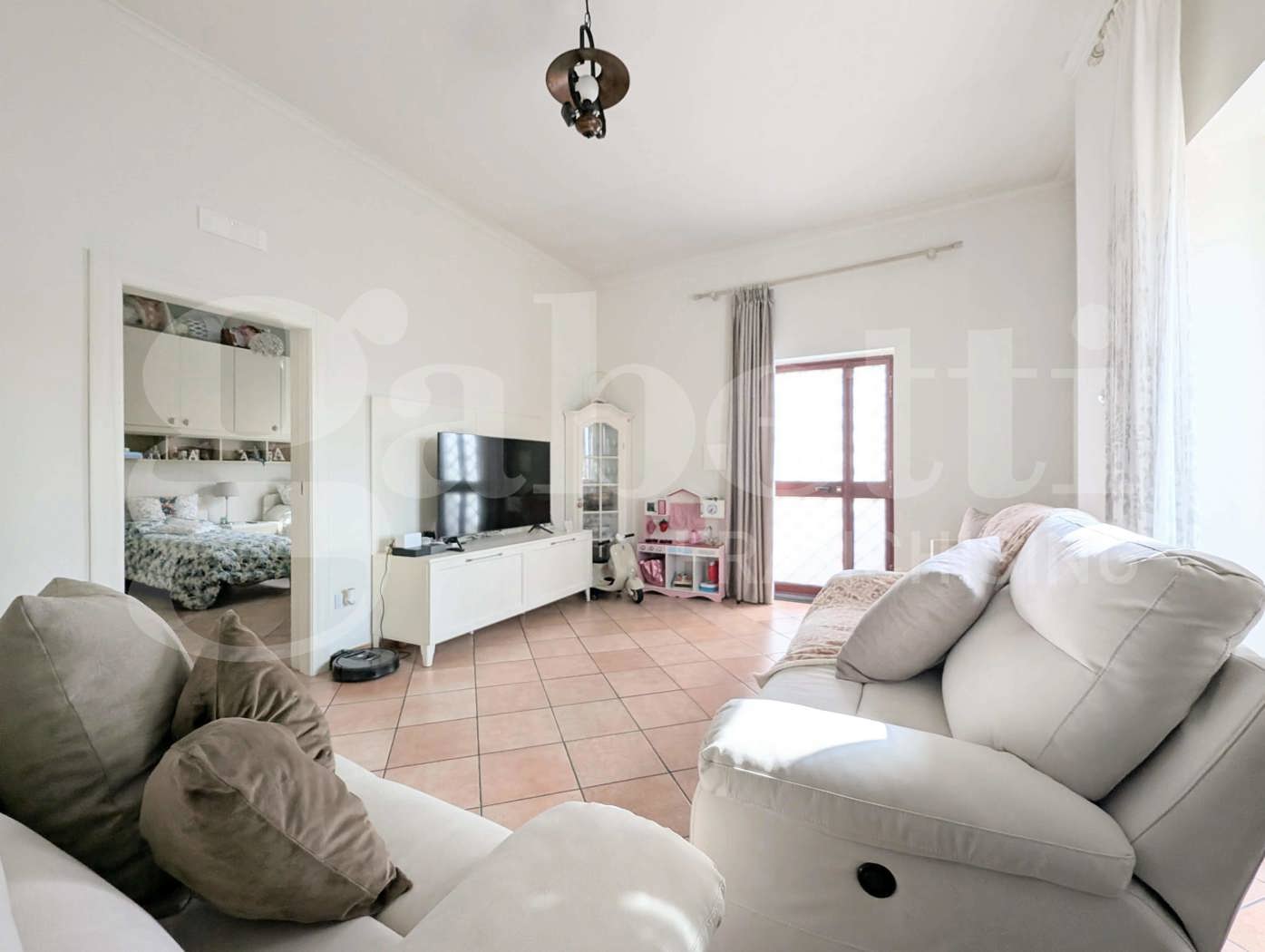 Quadrilocale ristrutturato a Bacoli