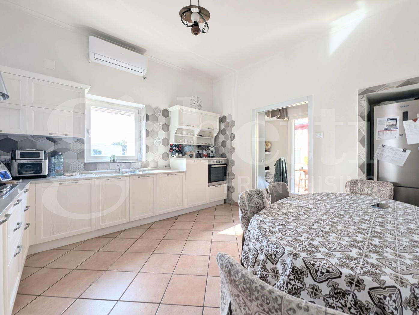 Quadrilocale ristrutturato a Bacoli