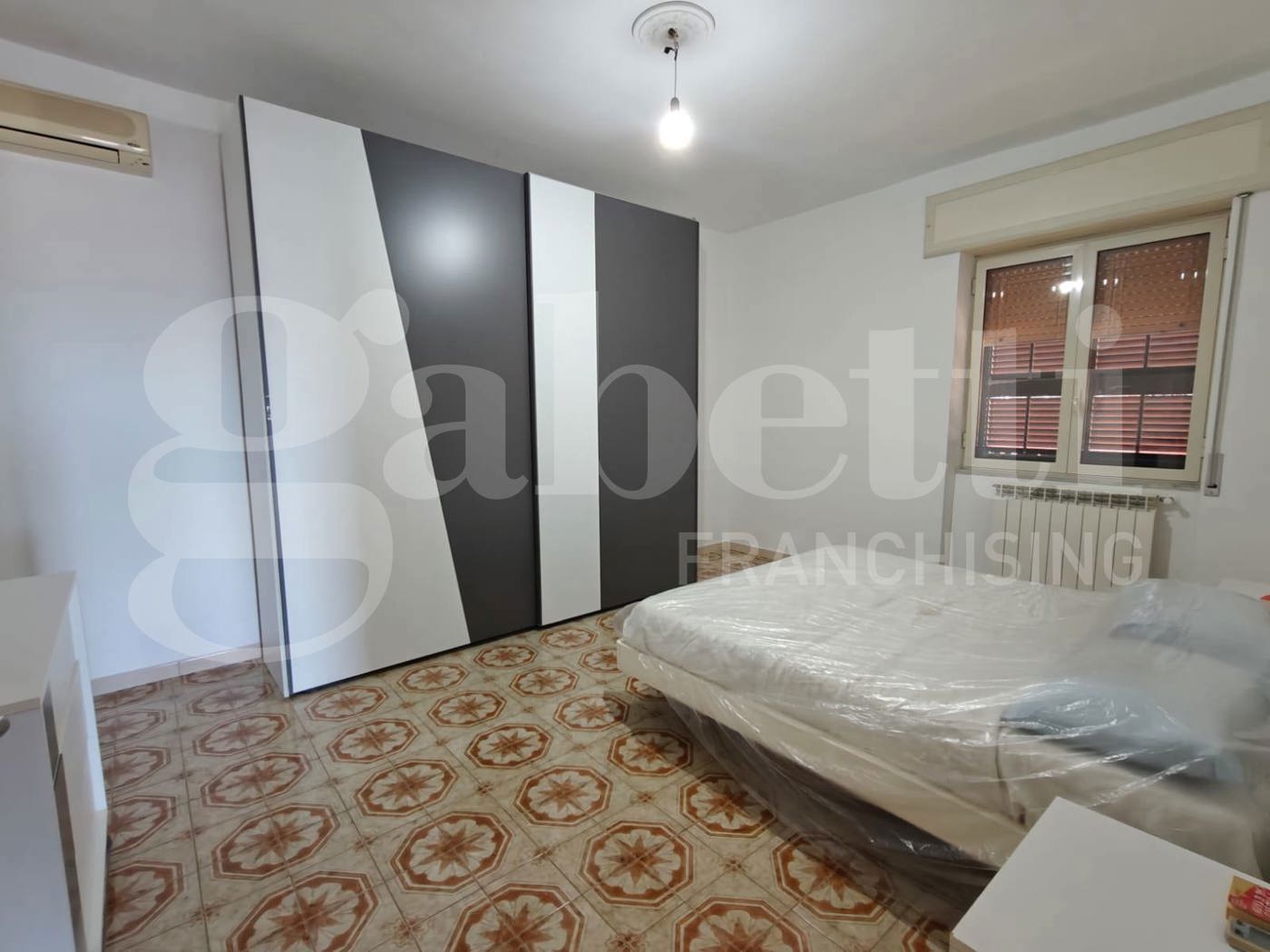 Trilocale arredato in affitto a Bacoli