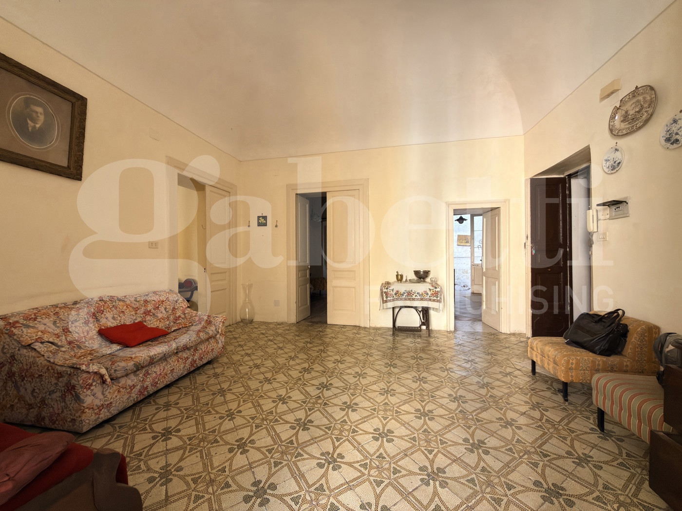 Attico con giardino a Procida