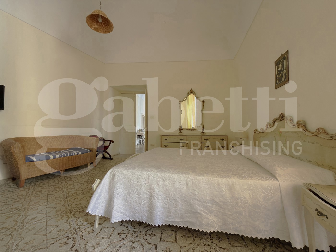 Attico con giardino a Procida