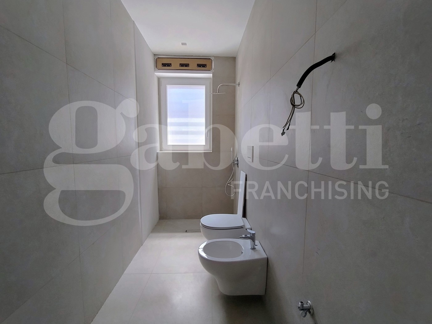 Trilocale ristrutturato a Monte di Procida