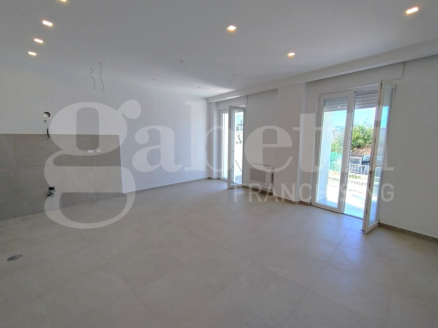 Trilocale ristrutturato a Monte di Procida