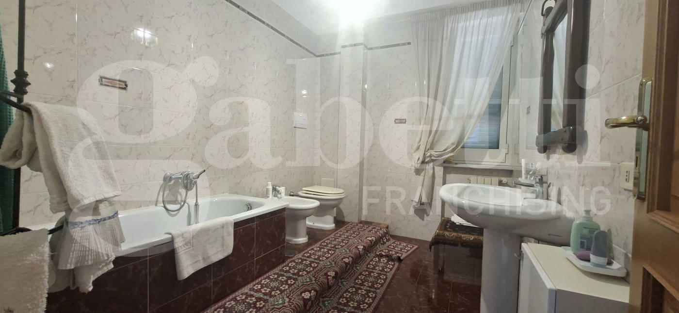 Villa con giardino a Giugliano in Campania