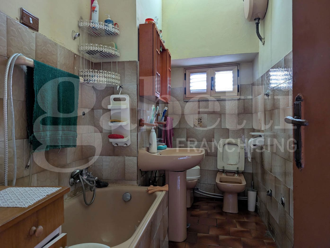 Casa indipendente da ristrutturare a Bacoli