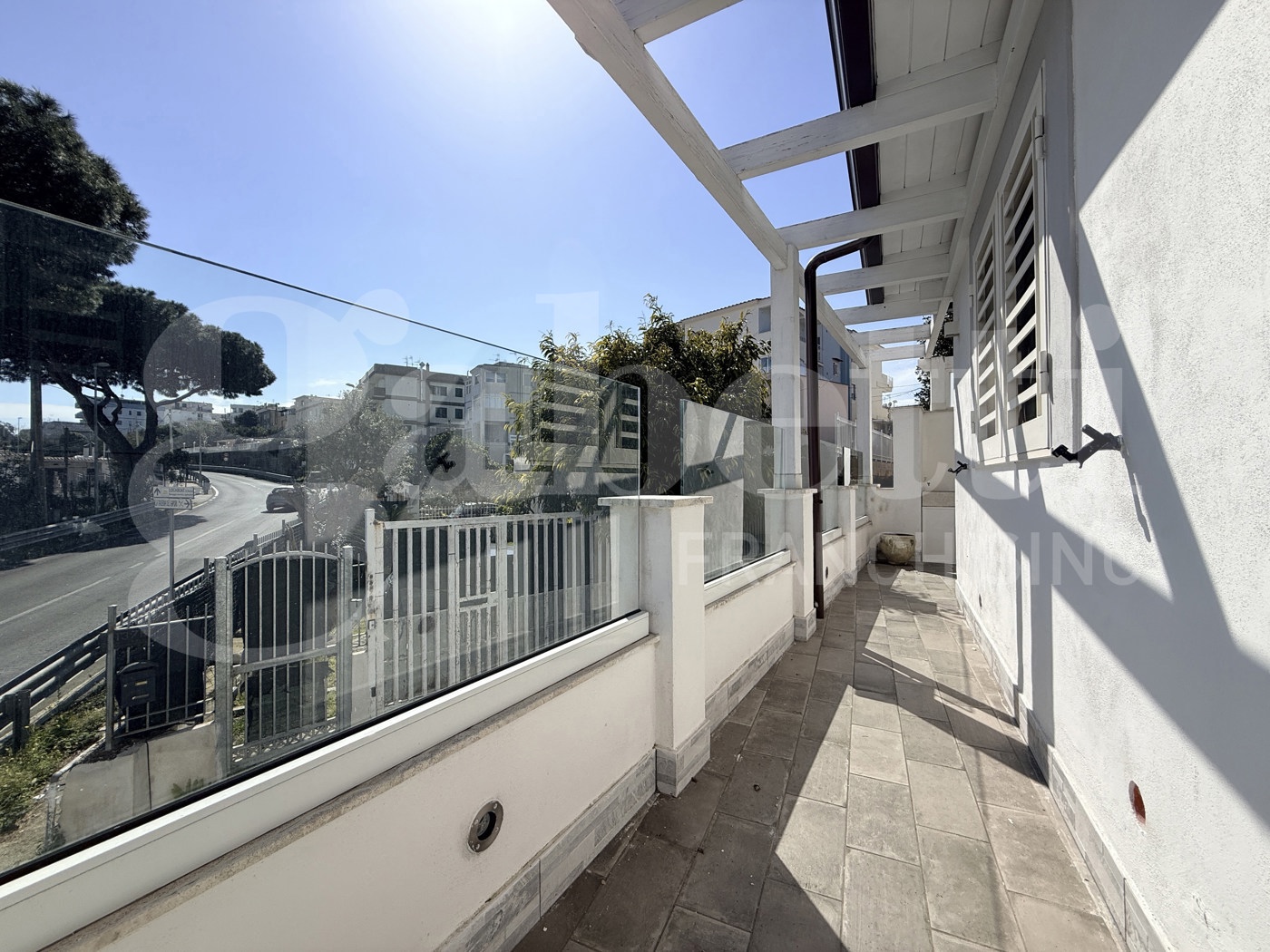 Trilocale ristrutturato a Monte di Procida