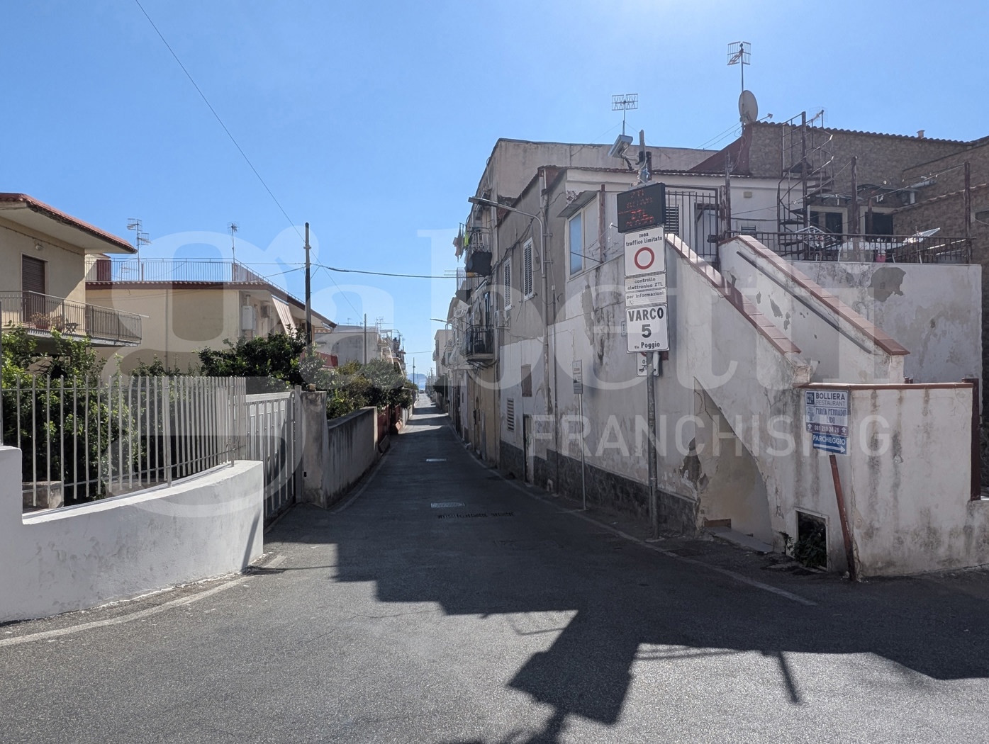 Appartamento da ristrutturare a Bacoli