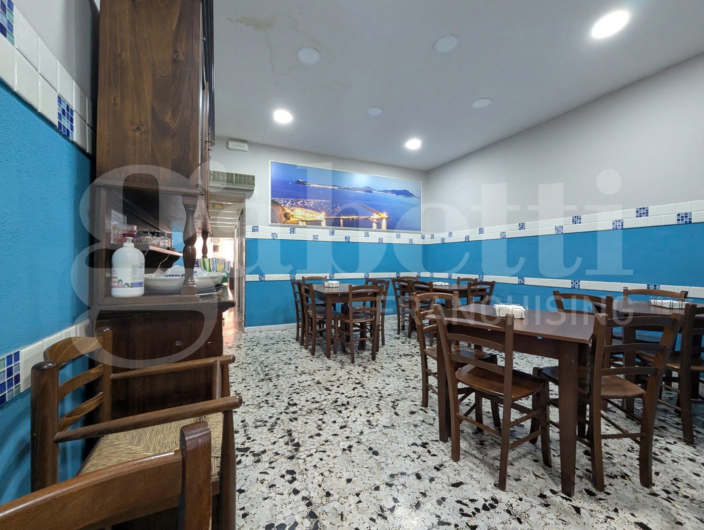 Negozio in vendita a Monte di Procida