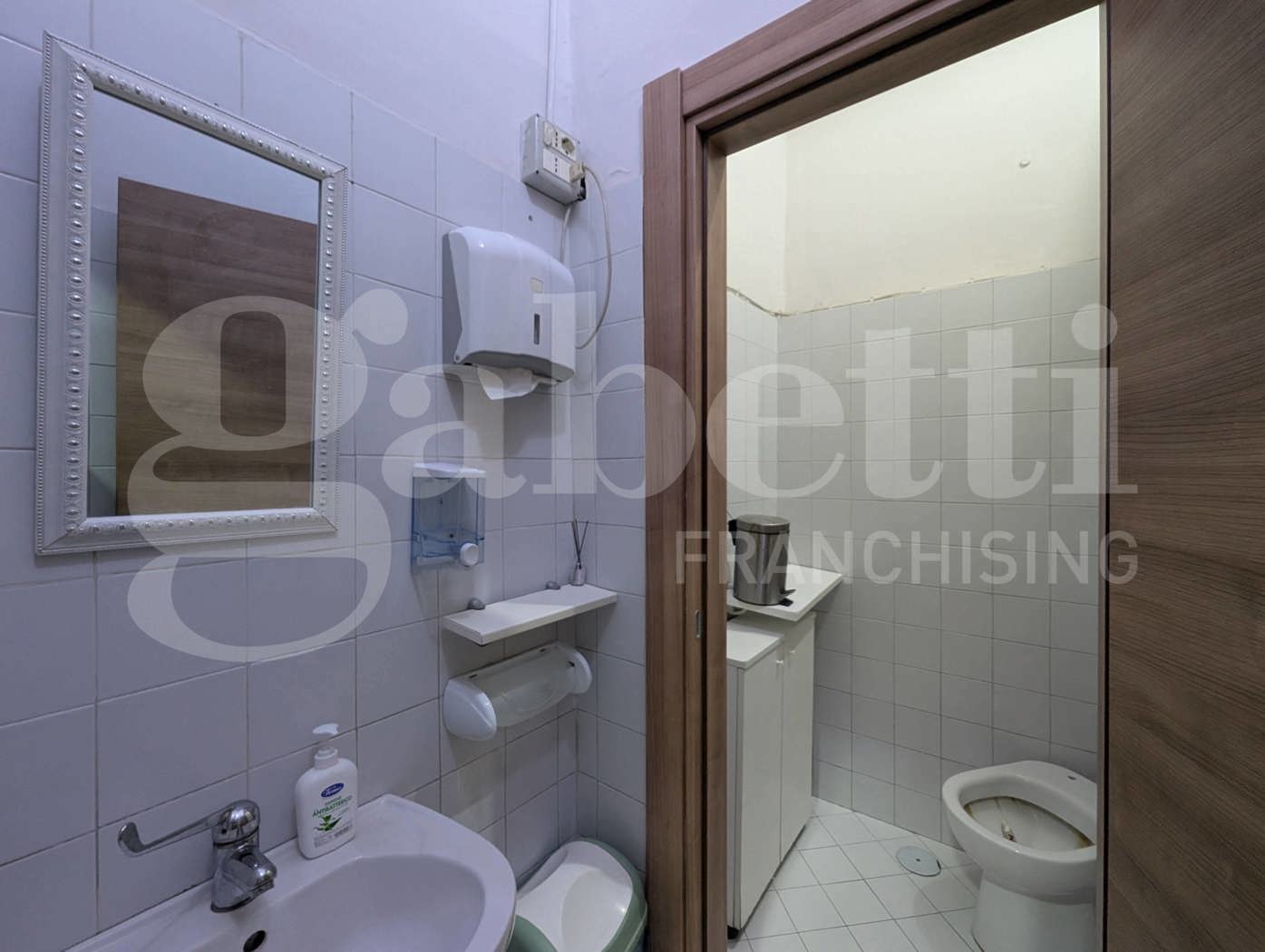 Negozio in vendita a Bacoli