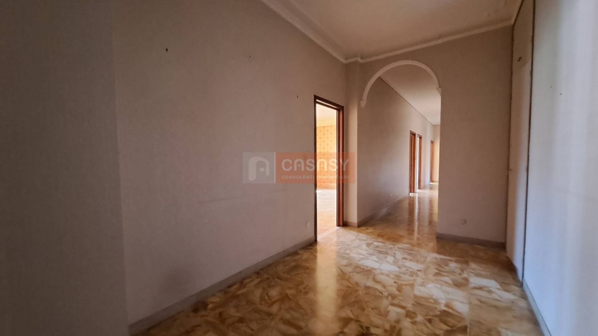 Appartamento in vendita a Albenga, Centrale