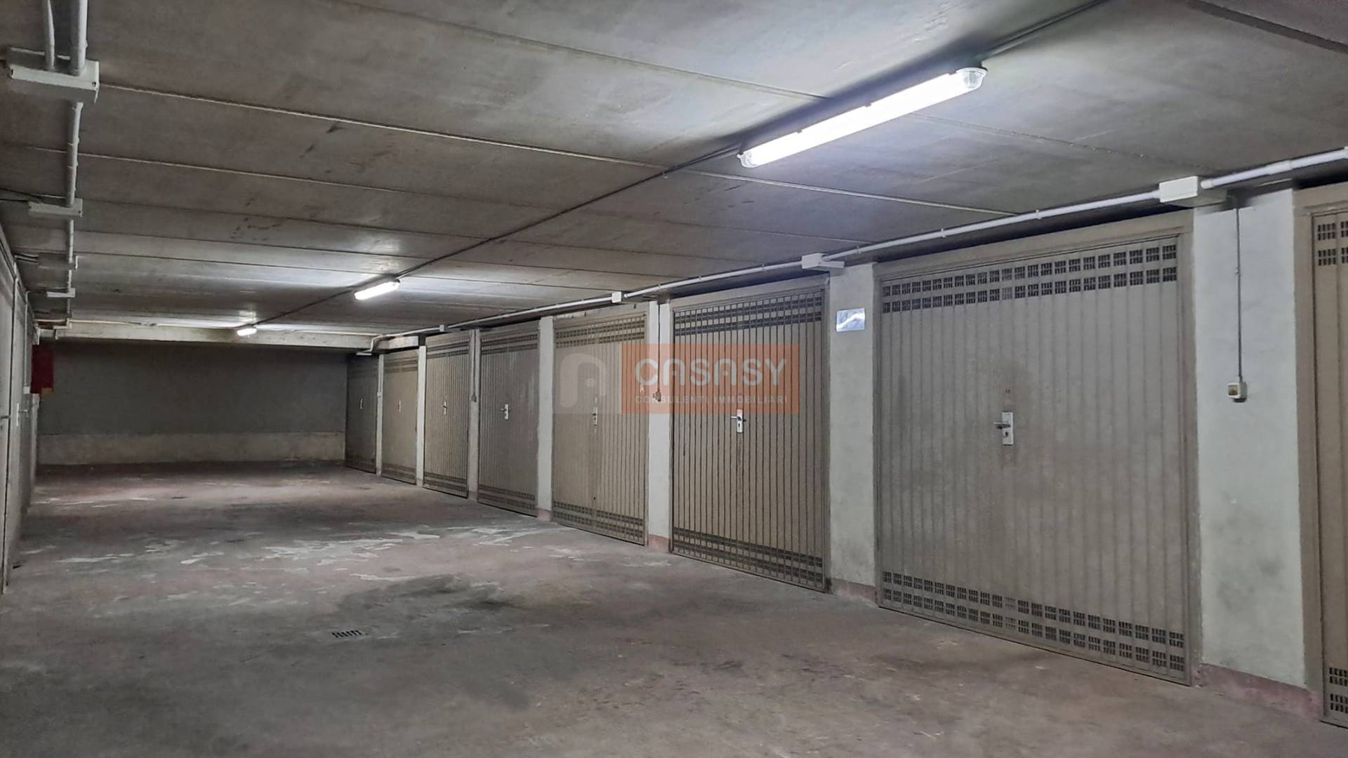 Box o garage in vendita a Albenga