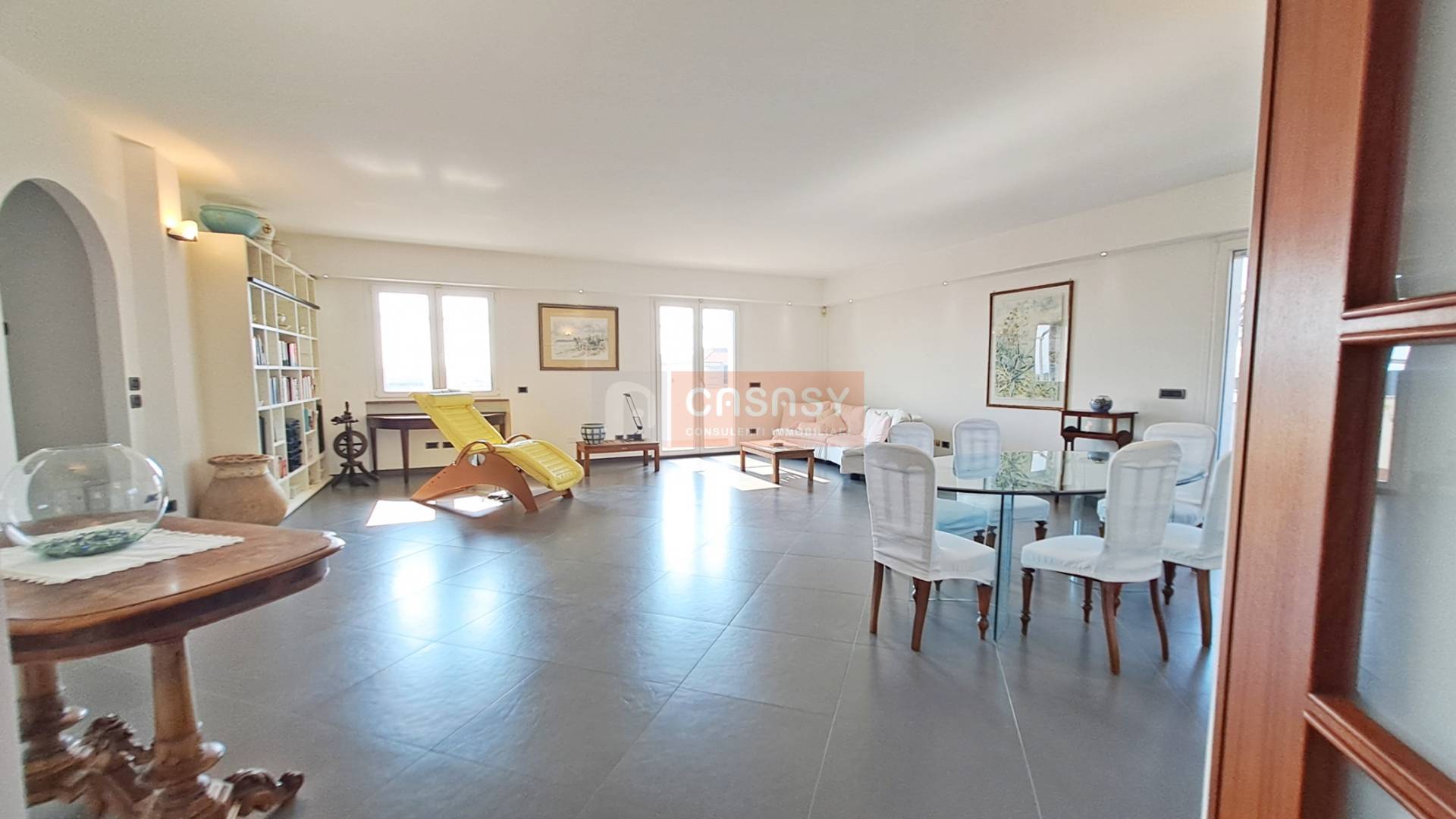 Appartamento in vendita a Albenga, Centrale