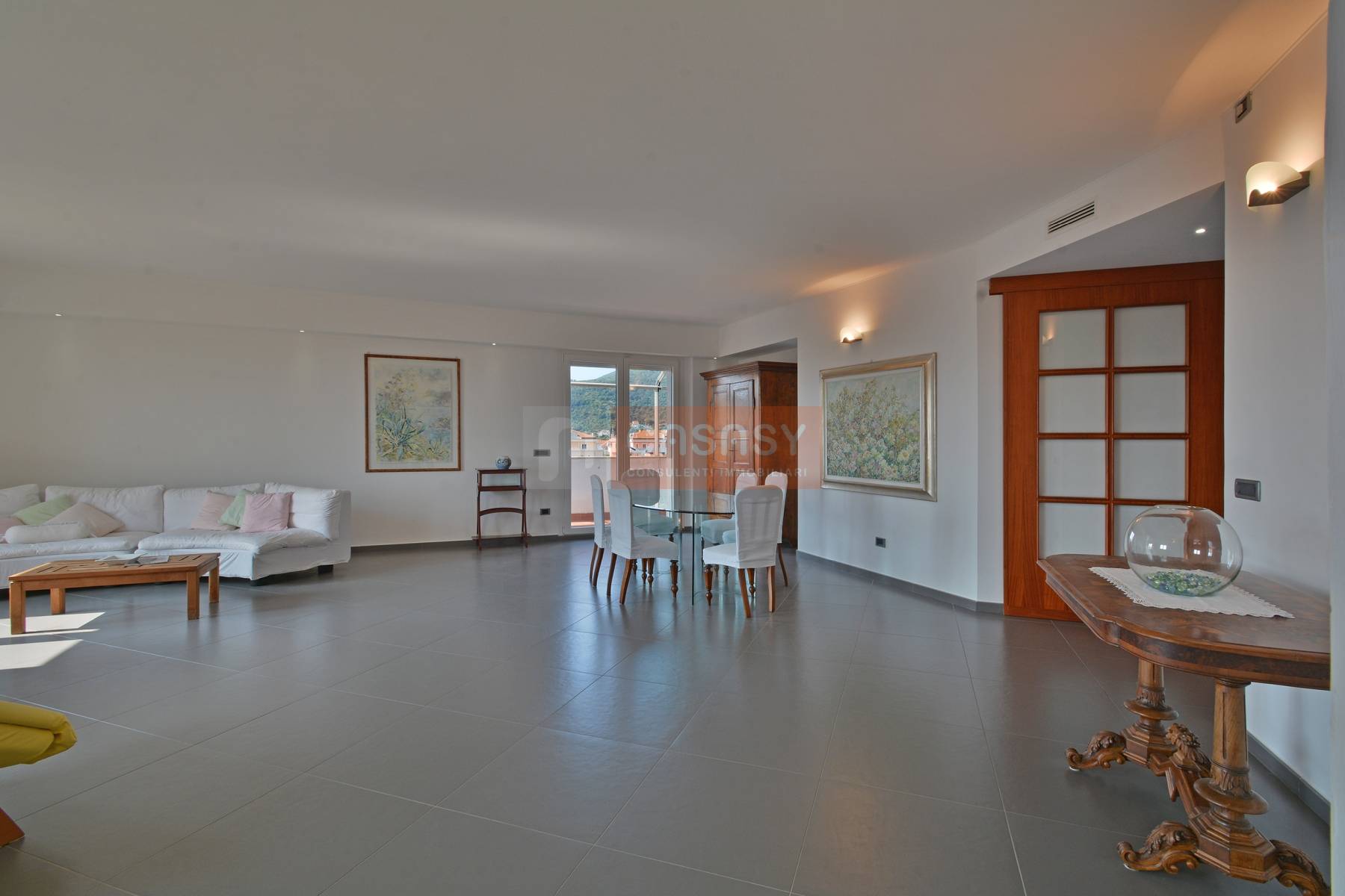 Appartamento in vendita a Albenga, Centrale