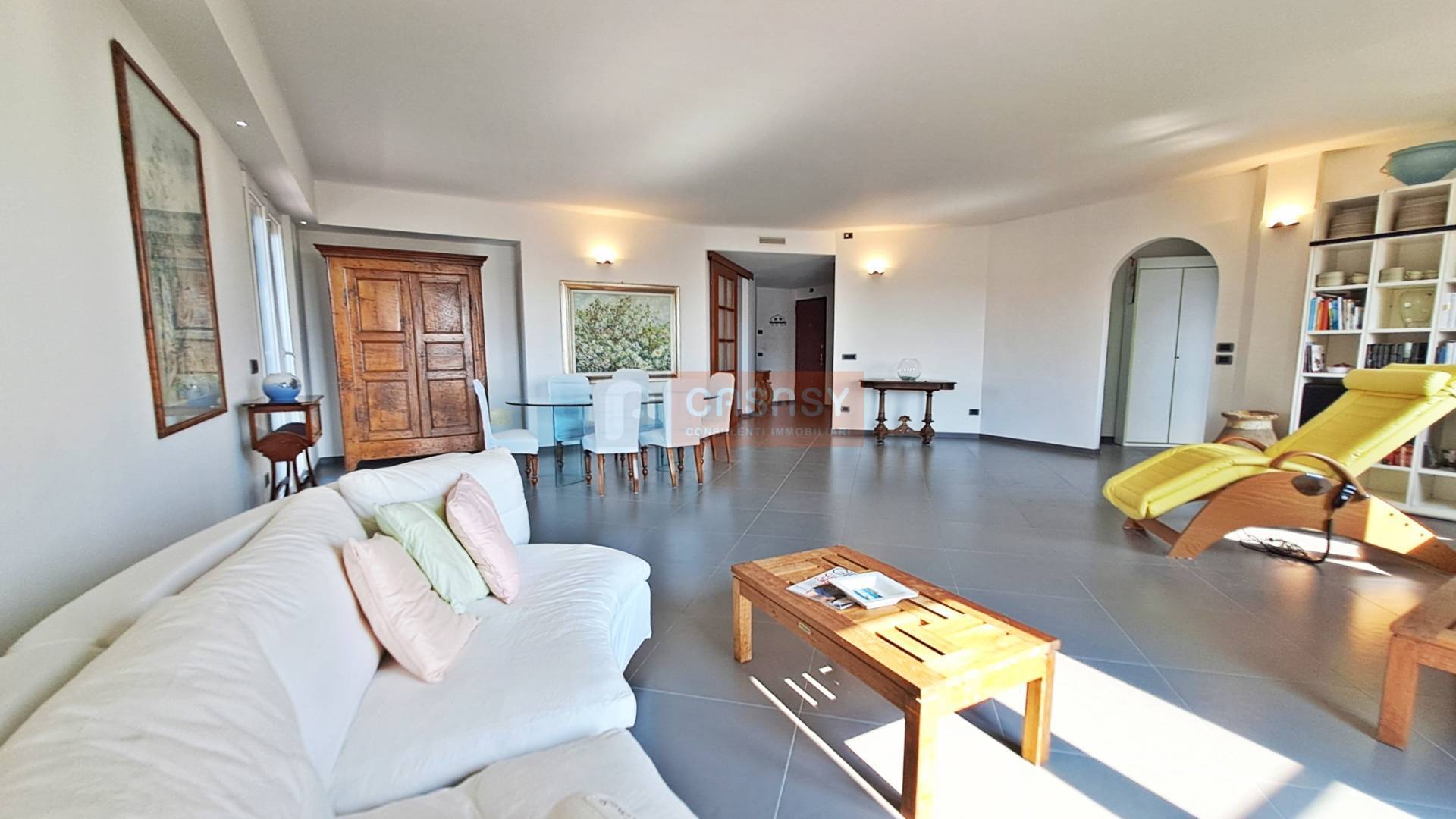 Appartamento in vendita a Albenga, Centrale