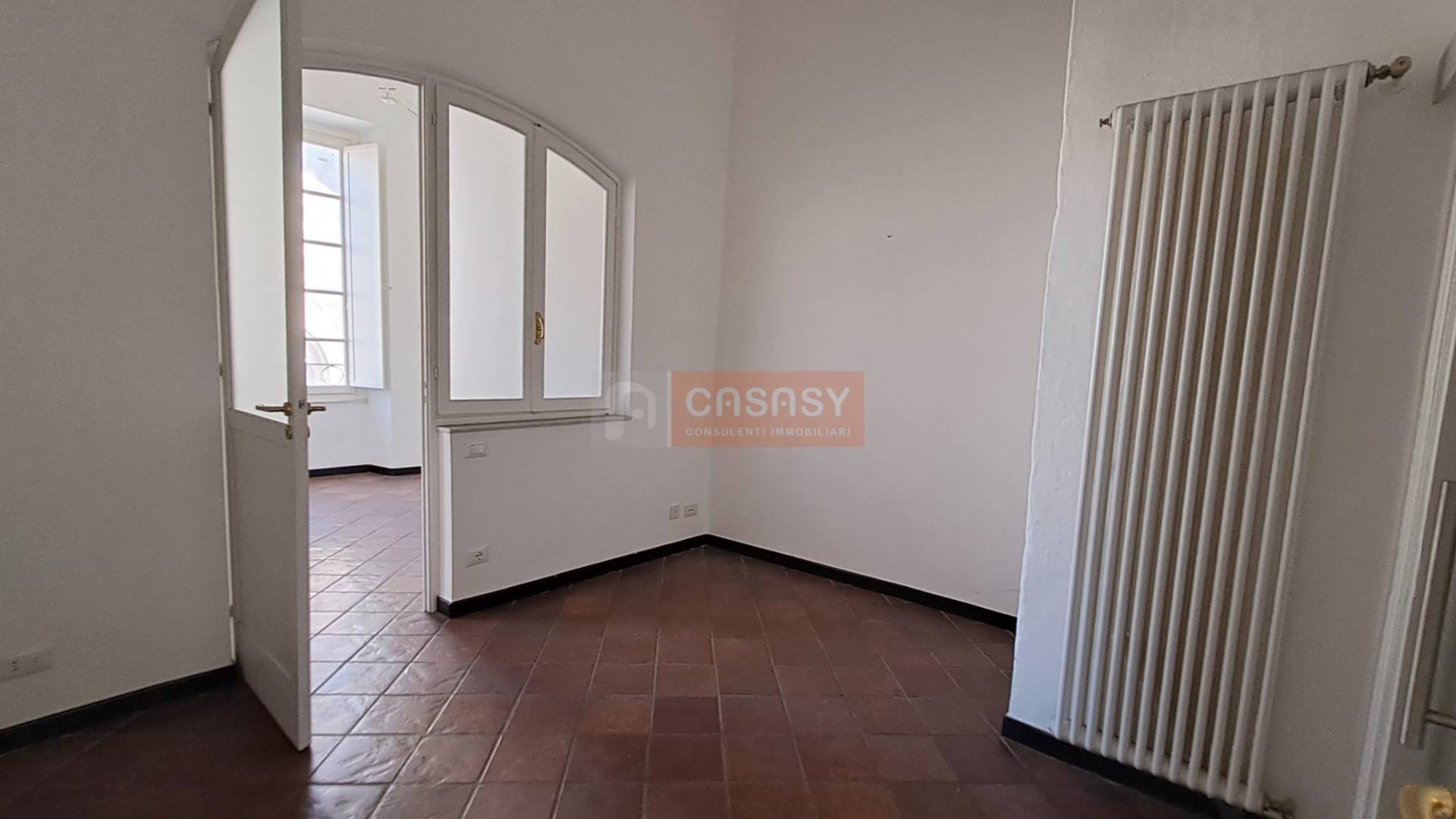 Studio/Ufficio in affitto a Albenga, Centro Storico