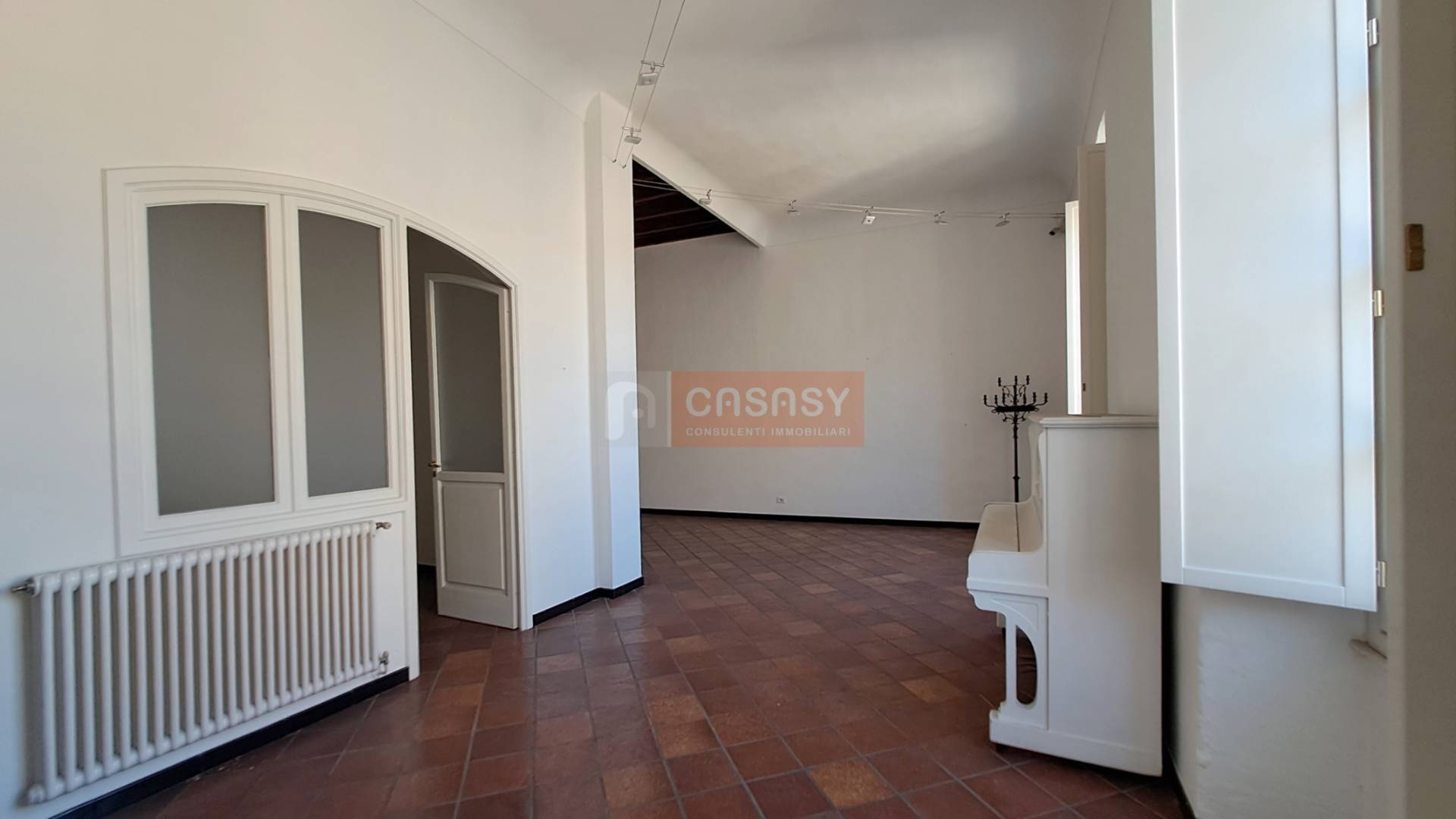 Studio/Ufficio in affitto a Albenga, Centro Storico