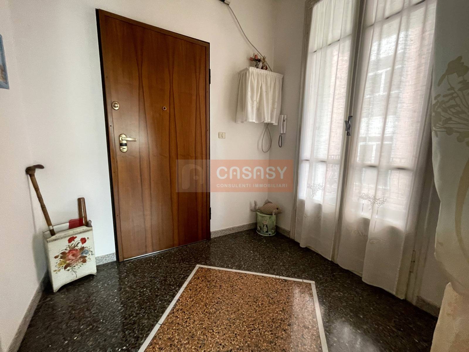 Casa Semindipendente in vendita a Albenga, Centrale