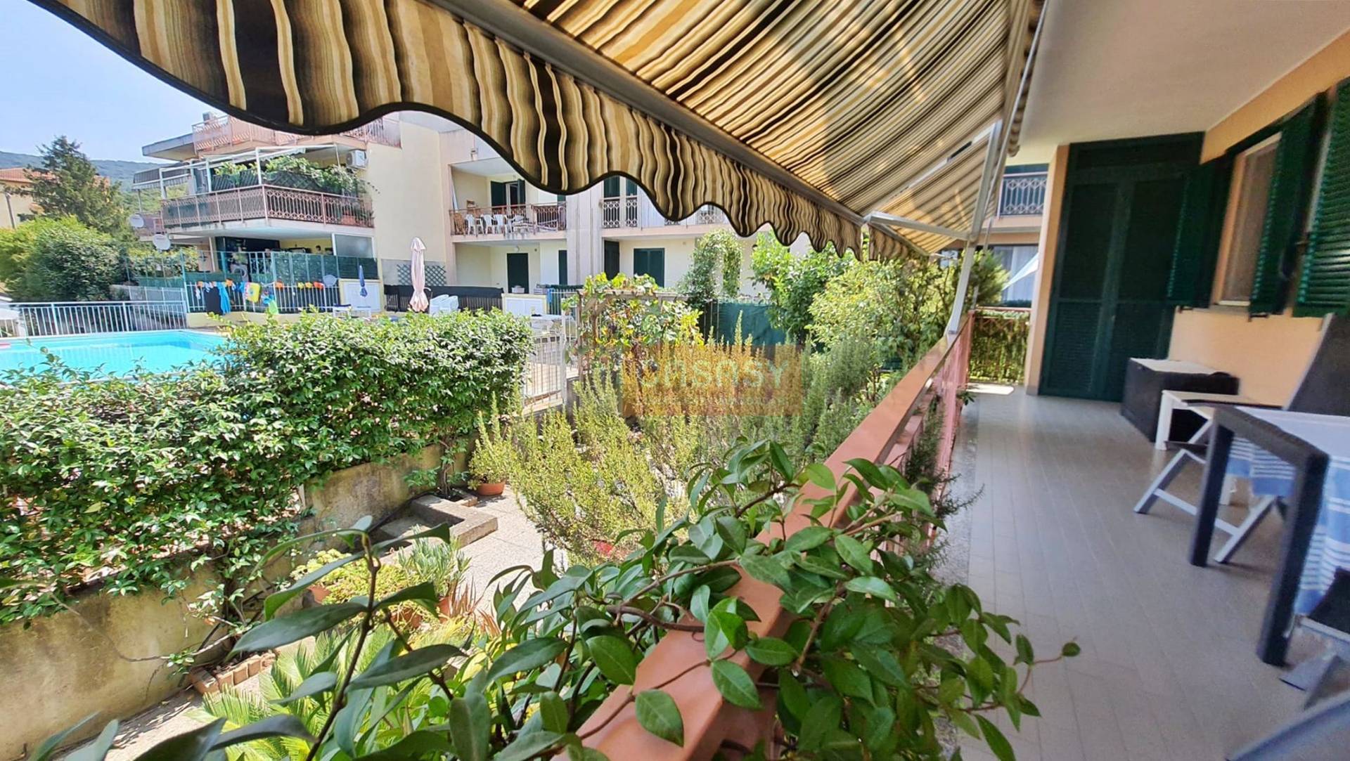 Appartamento in vendita a Albenga, Lusignano