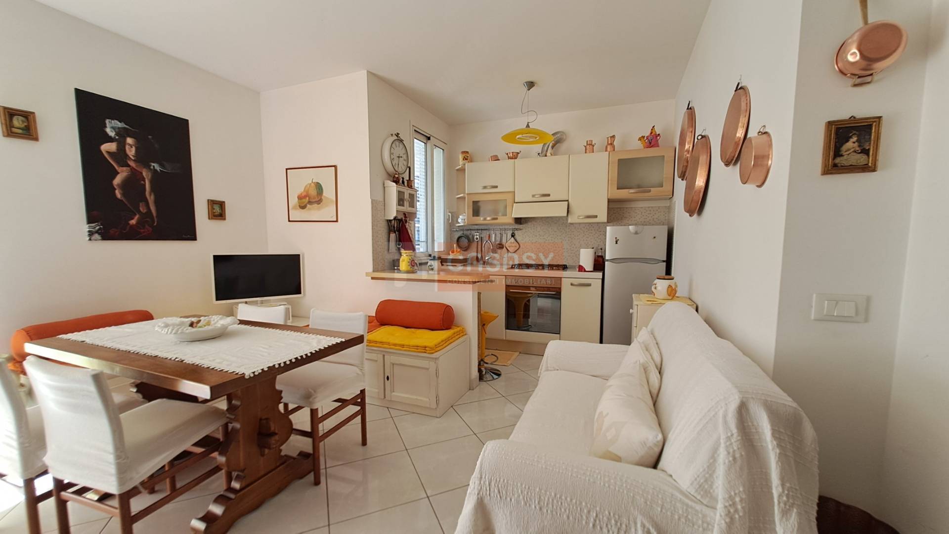 Appartamento in vendita a Albenga, Vadino