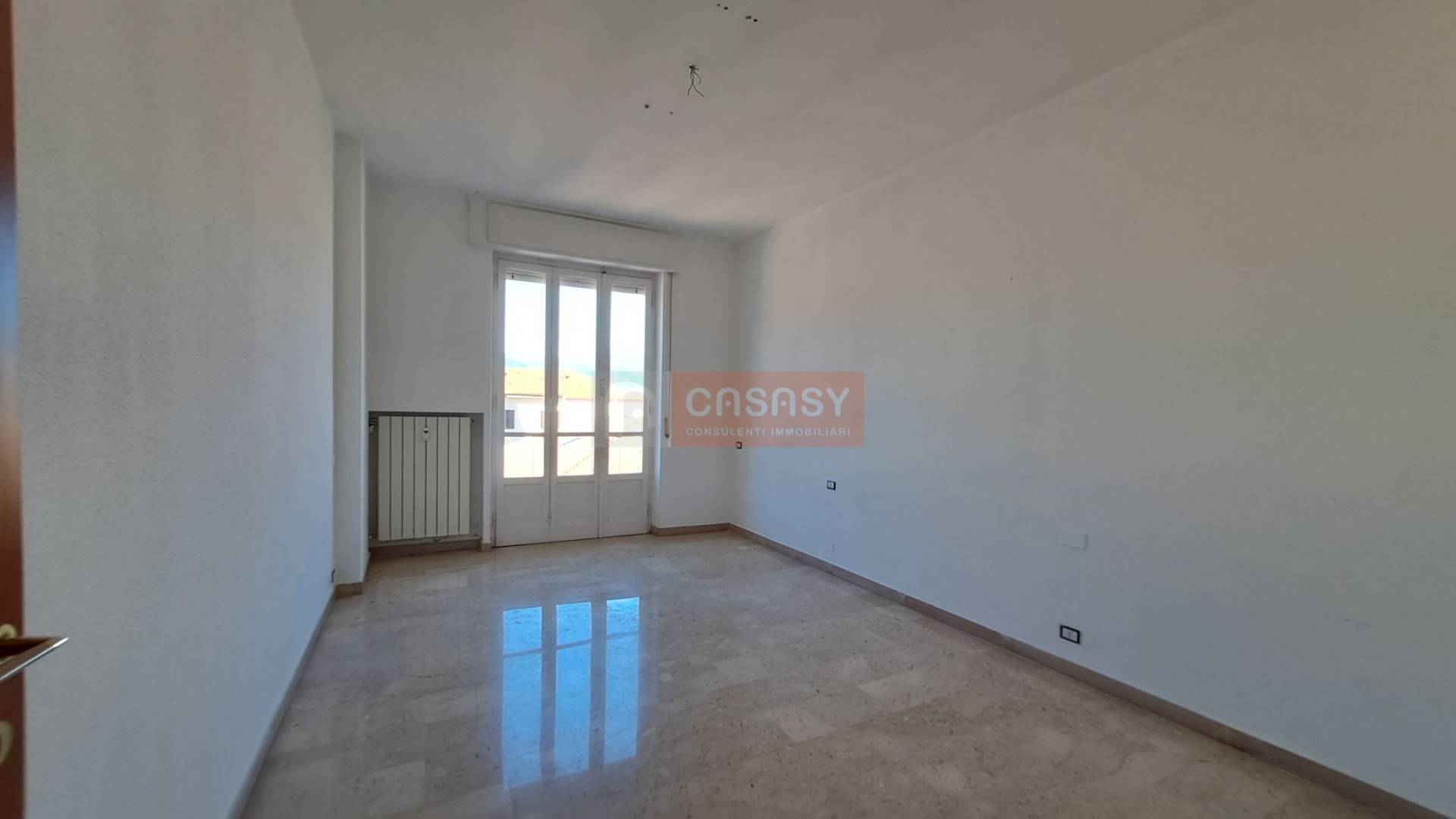 Appartamento in vendita a Albenga, Centrale