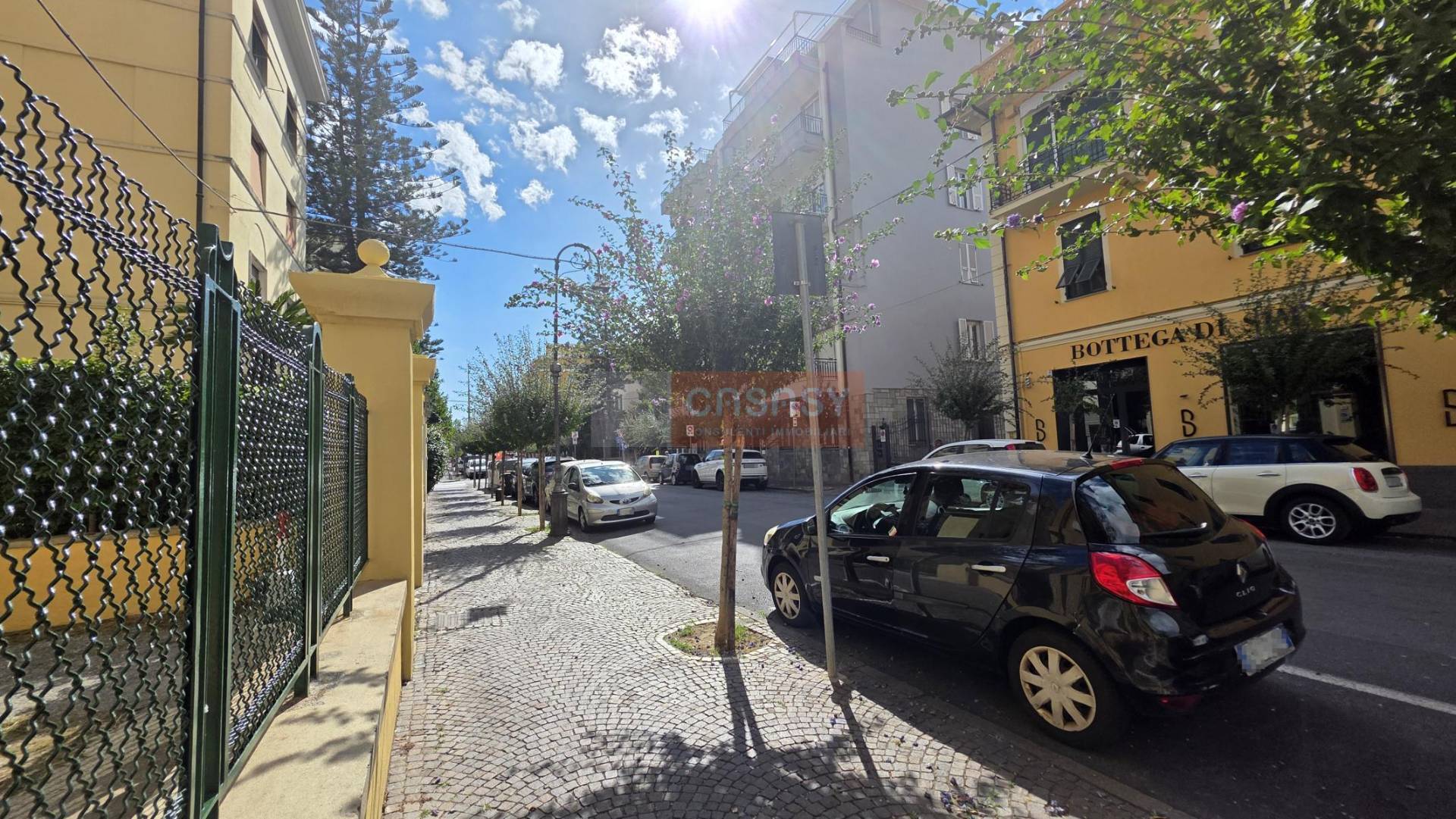 Appartamento in vendita a Albenga, Centrale
