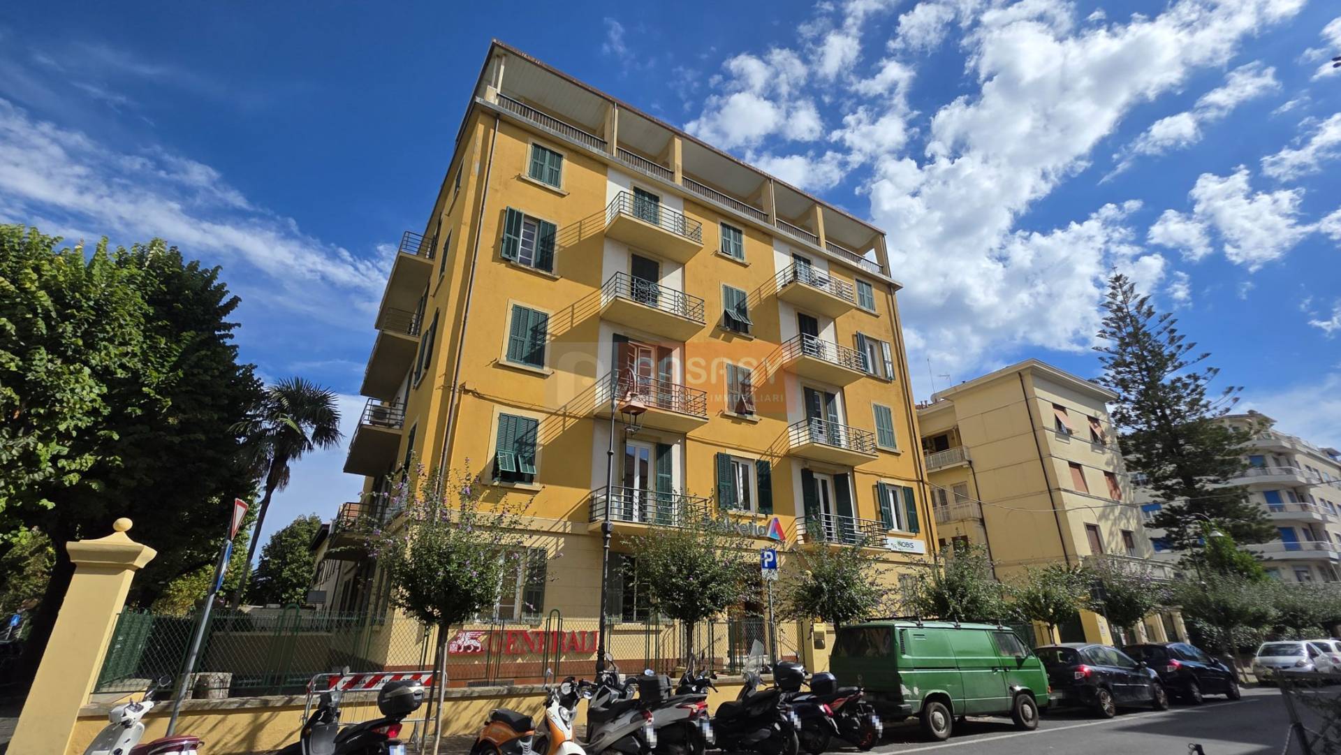 Appartamento in vendita a Albenga, Centrale