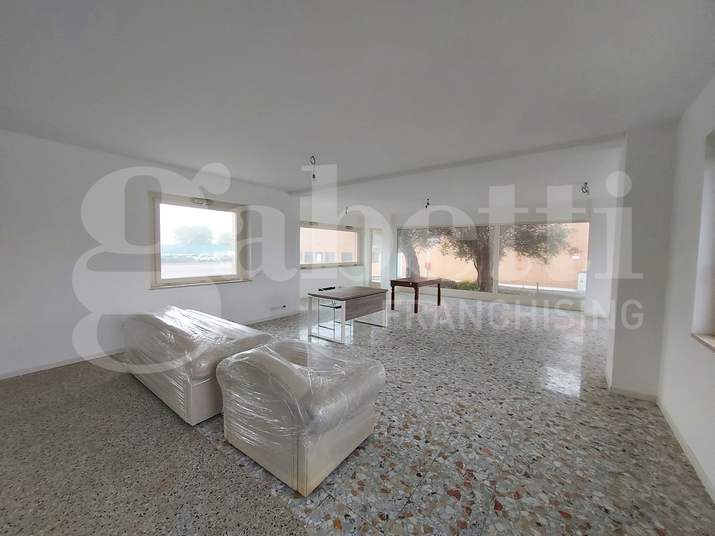 Negozio in affitto a Treviso