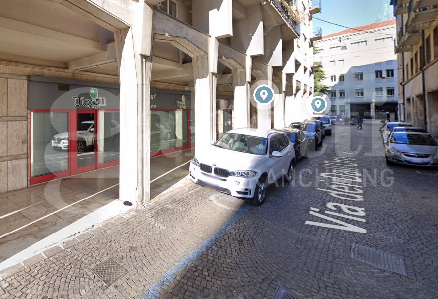 Negozio in affitto a Treviso
