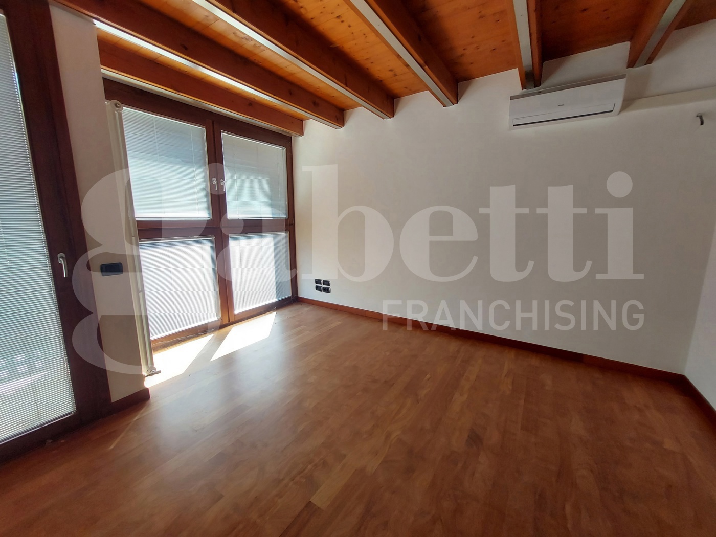 Quadrilocale in vendita a Treviso