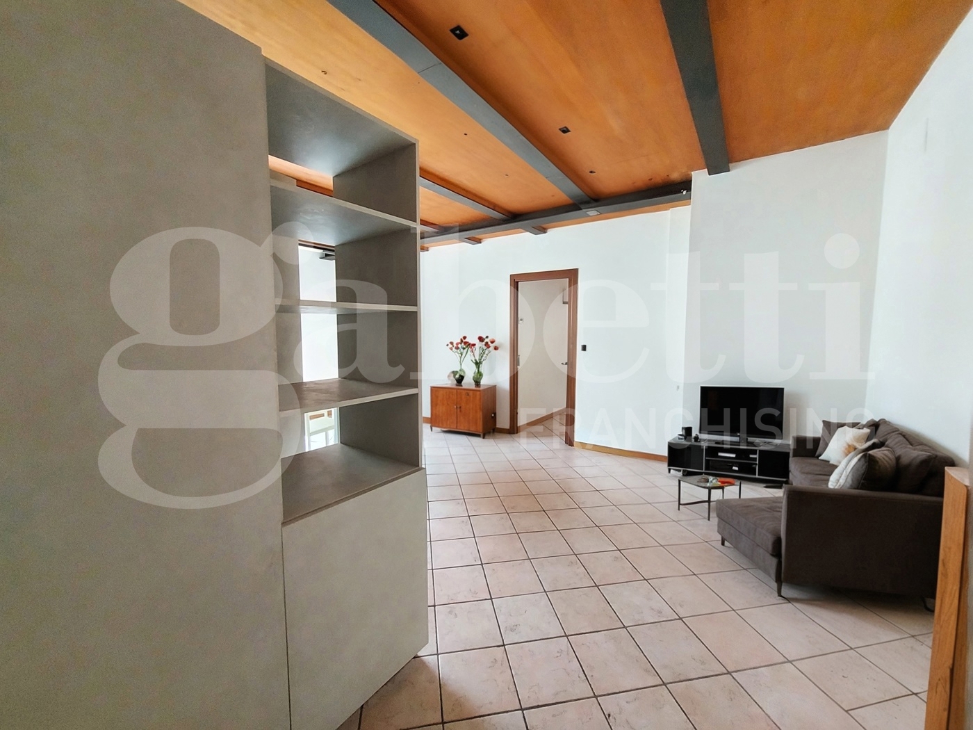 Trilocale arredato in affitto a Treviso