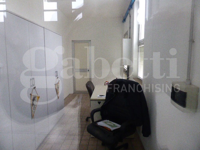 Capannone con box doppio a Silea