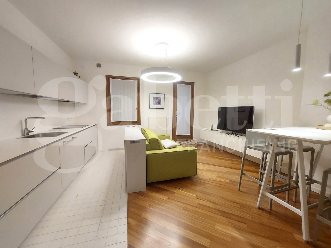 Bilocale arredato in affitto a Treviso