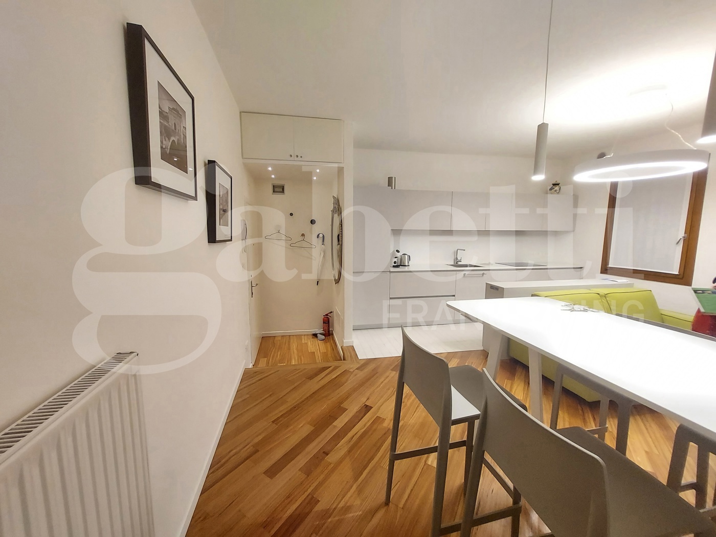 Bilocale arredato in affitto a Treviso