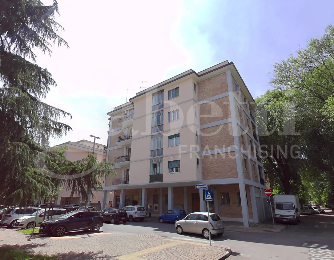 Quadrilocale arredato in affitto a Treviso