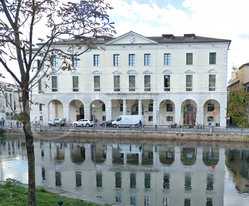 Bilocale arredato in affitto a Treviso