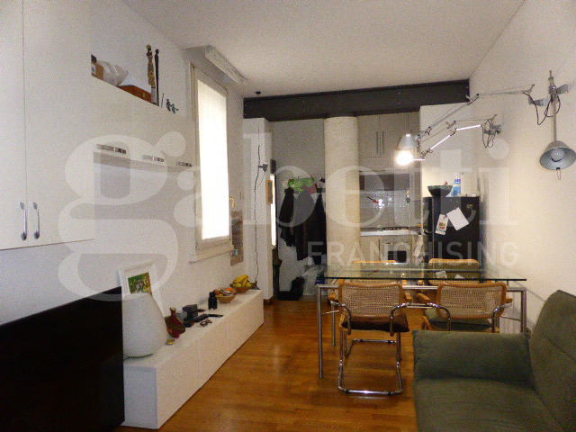 Bilocale arredato in affitto a Treviso