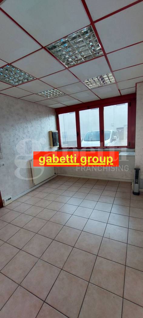 Capannone con box doppio a Casale sul Sile