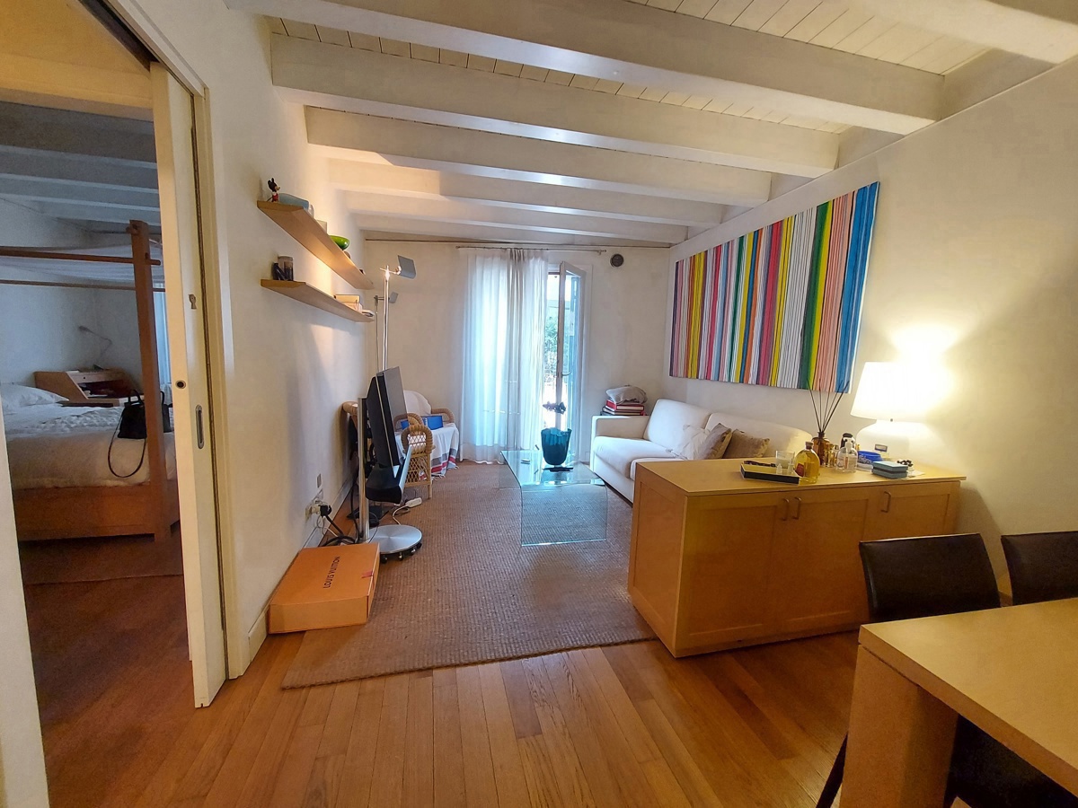 Bilocale arredato in affitto a Treviso