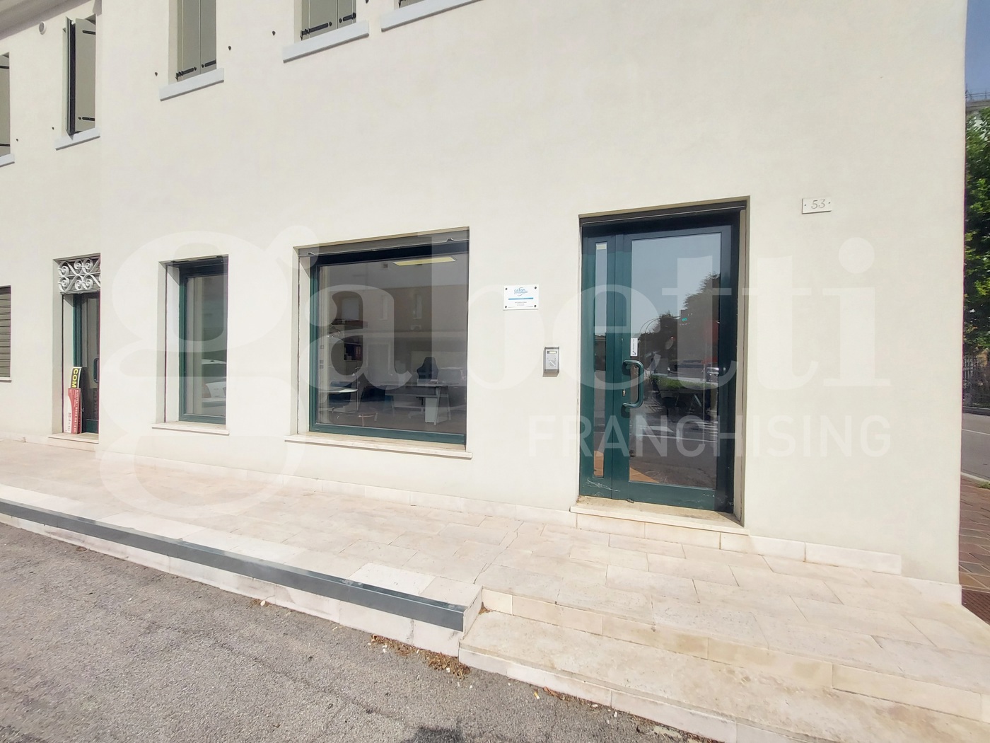 Negozio in affitto a Treviso