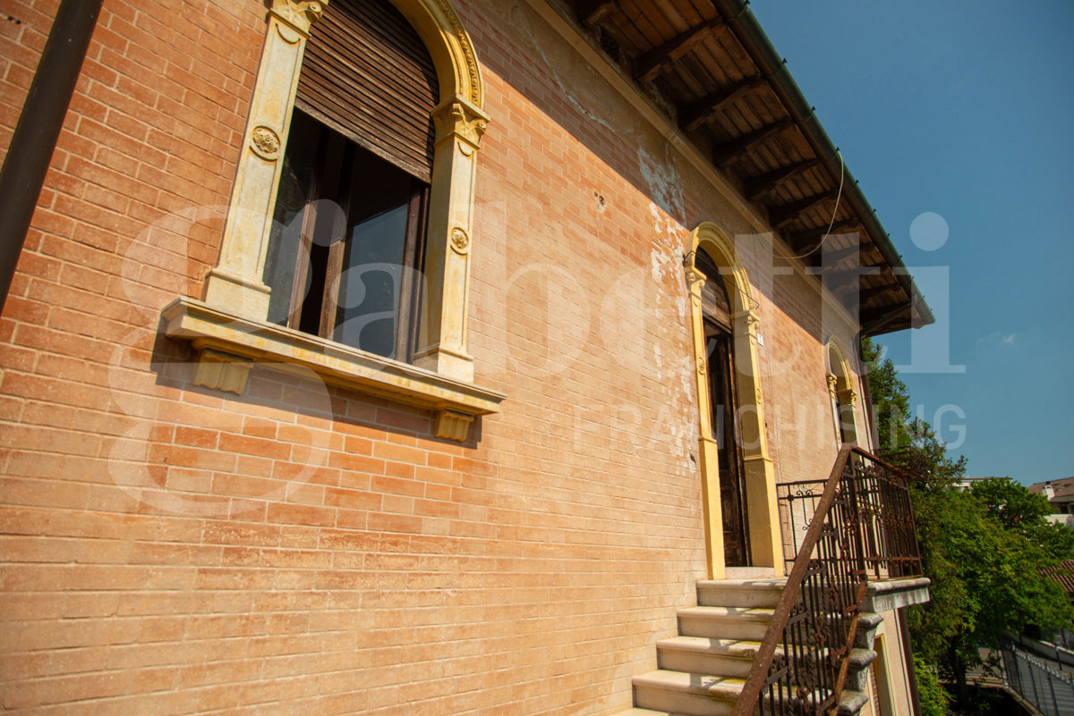 Villa in vendita a Conegliano