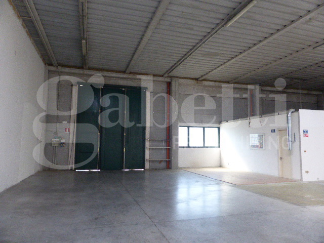 Capannone in affitto a Villorba