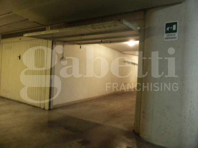 Box/Garage 30mq in affitto a Treviso