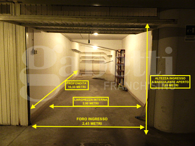 Box/Garage 30mq in affitto a Treviso