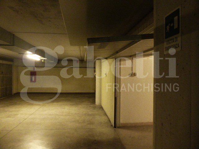 Box/Garage 30mq in affitto a Treviso
