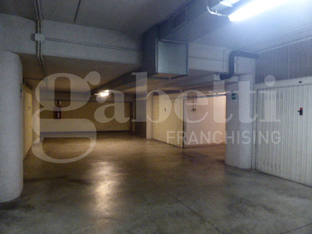 Box/Garage 30mq in affitto a Treviso