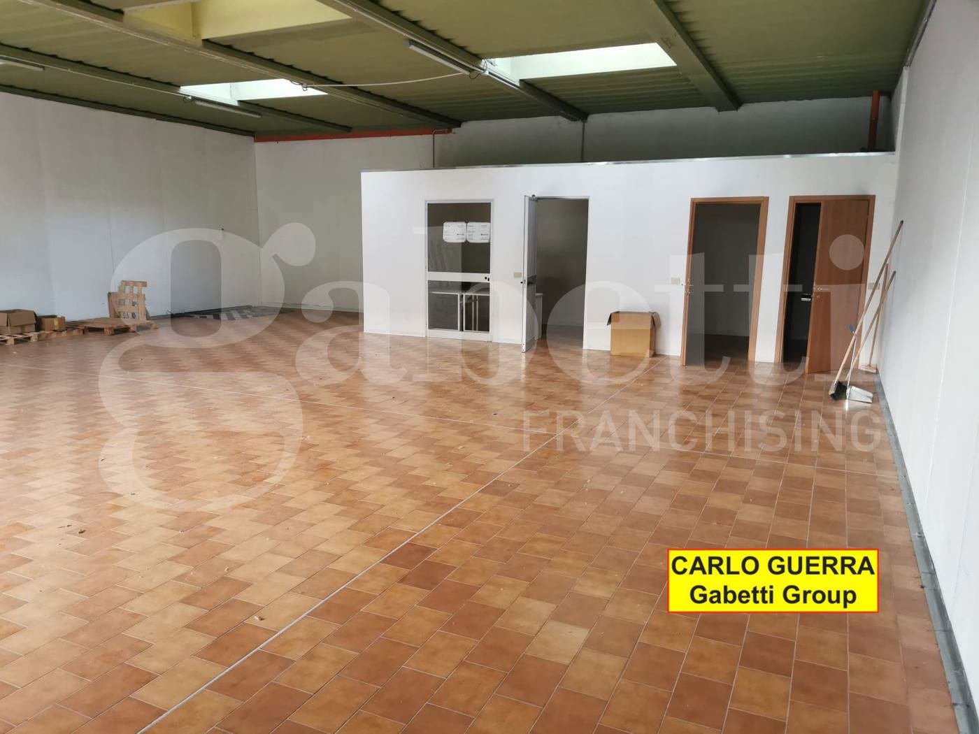 Capannone con box doppio a Quarto d'Altino