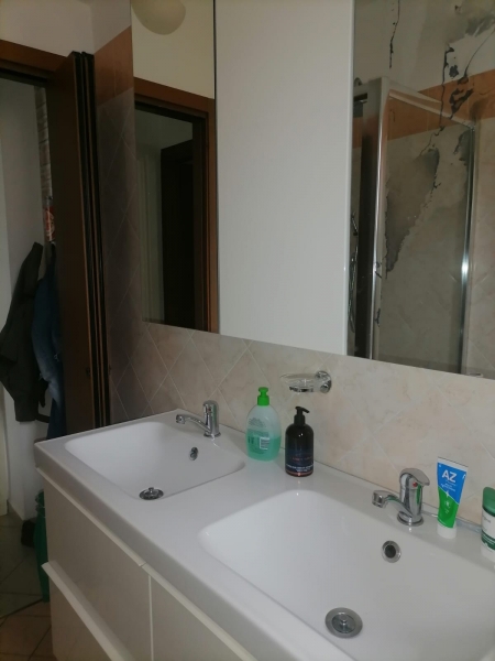 Trilocale in vendita a Desio