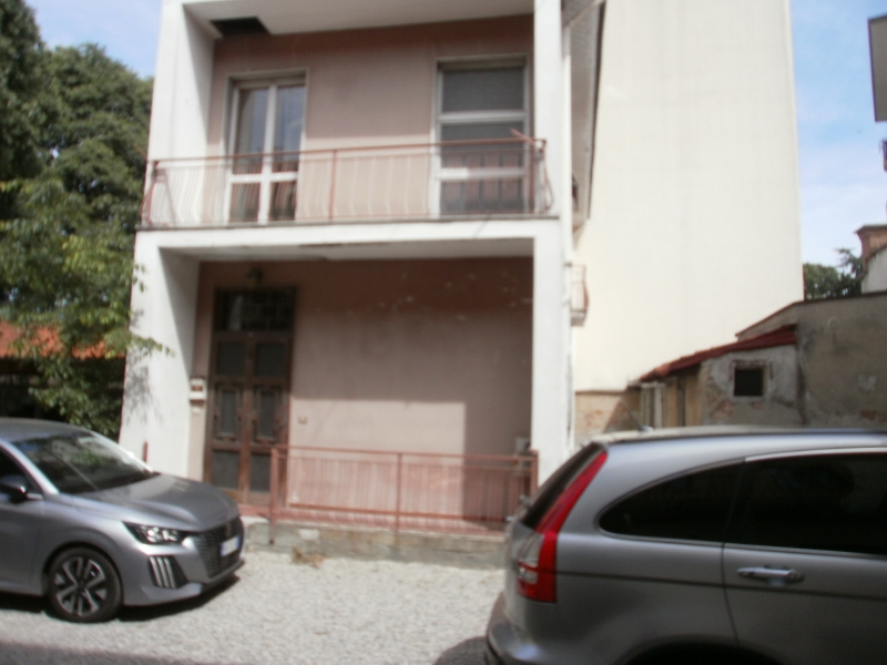 Casa indipendente da ristrutturare a Nova Milanese