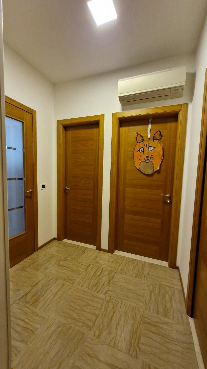 Quadrilocale arredato in affitto a Venezia